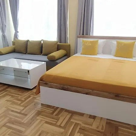 Near To Free Апартаменты *