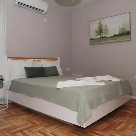 Apartment Near To Free